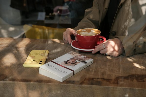 Leopardenmuster: stilvolle outfits für moderne frauen