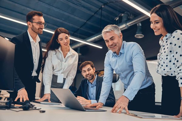 Welche Möglichkeiten bietet die Technologie für die Zukunft der Unterhaltungsindustrie?